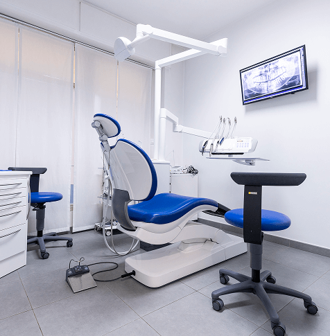 studio dentistico Arena Poltrone e attrezzatura confortevoli nello studio a Chivasso